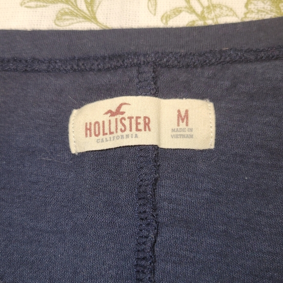 Hollister V-Neck Long Sleeve Shirt - Picture 3 of 4